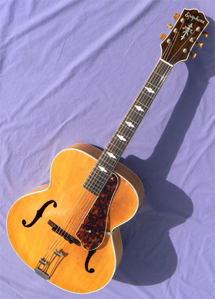 買取り実績 エピフォントライアンフ1960年前後 Epiphone Triumph